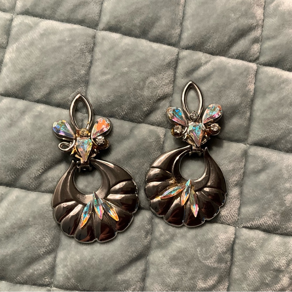 Elegant Silver and Crystal Earrings